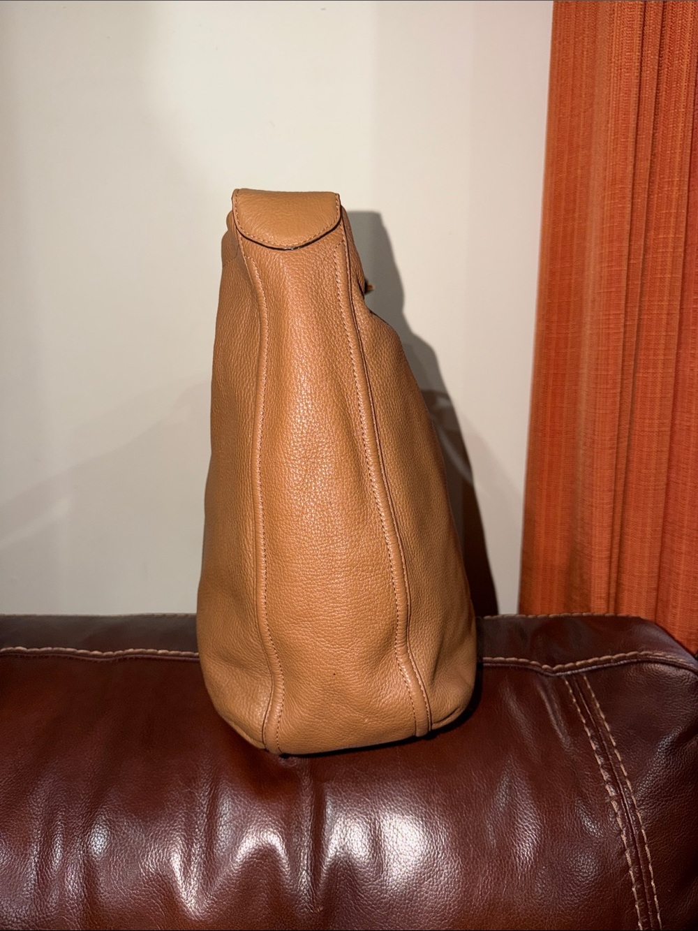 ‼️Coach Avery Leather Hobo Shoulder Bag - Picture 5 of 13
